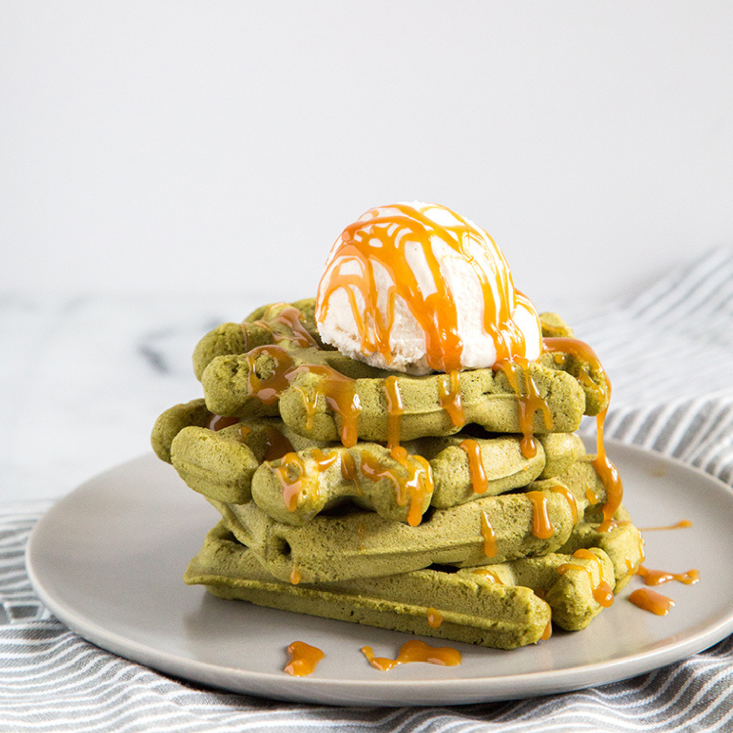 خالية من الغلوتين موتشي بان كيك ميكس الموز المكاديميا